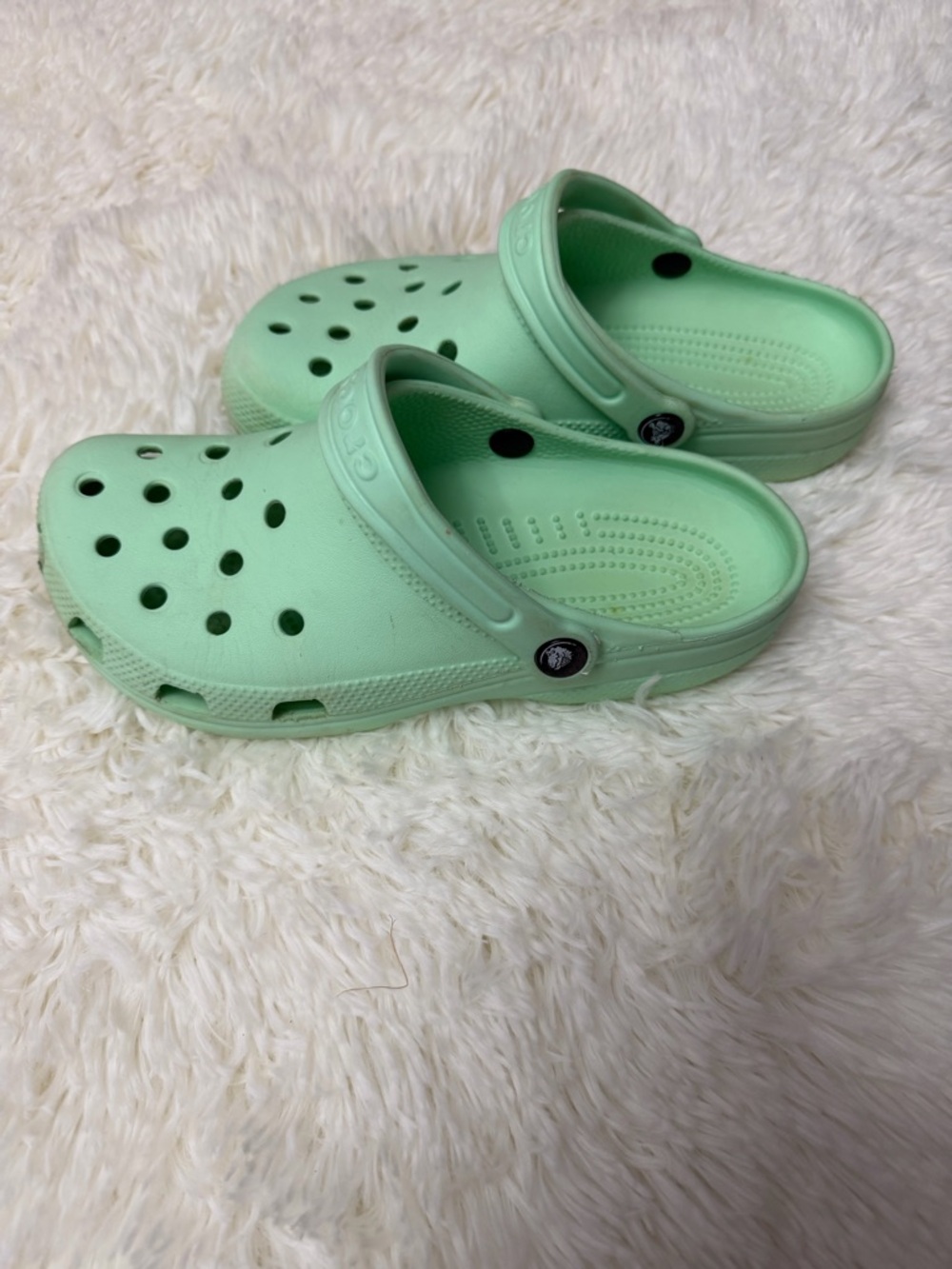 Crocs Classic Clogs Mint Green Women’s 8 Lightweight Comfort Slip On Shoes - Picture 5 of 8